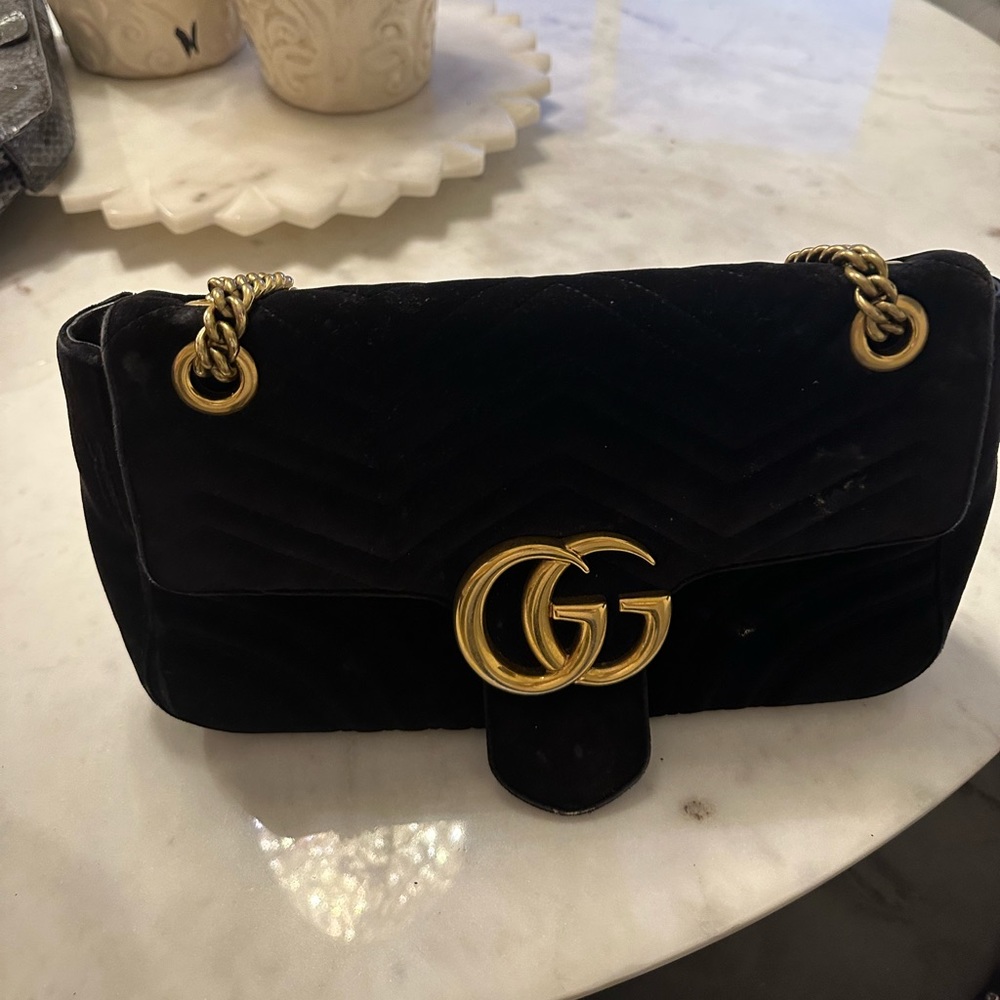 GUCCI black velvet marmont bag